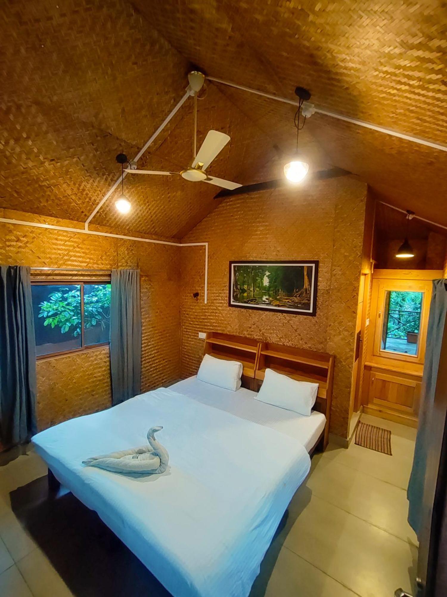 Monsoon Retreats Ecostay- Treehouse Thekkady Esterno foto
